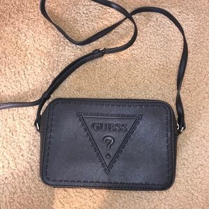 Guess crossbody top zip bag